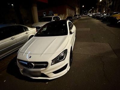 Gebraucht Mercedes CLA250 AMG line 211 PS (155 kW) 2015 Weiß Limousine