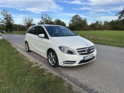 Mercedes B180