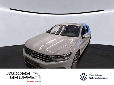 Grau Gebraucht 2023 VW Passat Business Kombi | 23.970 € (Fairer Preis)