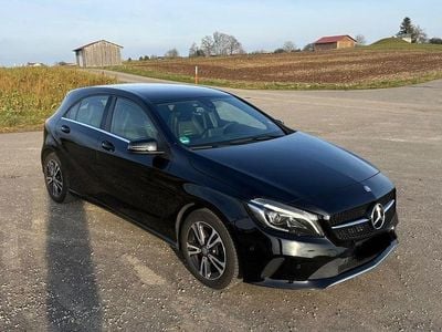 Schwarz Gebraucht 2016 Mercedes A180 Edition Limousine | 14.200 € (Fairer Preis)