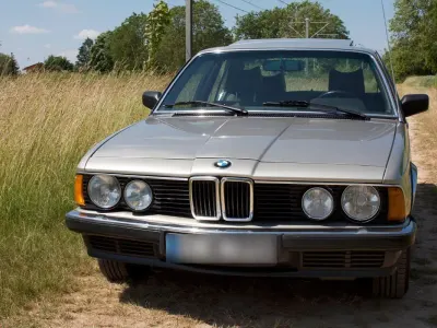 Gebraucht BMW 728 184 PS (135 kW) 1984 Silber Limousine