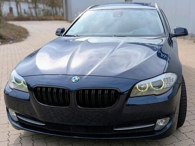 Gebraucht BMW 530 Comfort Edition 258 PS (189 kW) 2011 Blau Kombi