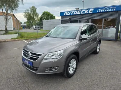 Gebraucht VW Tiguan Freestyle 122 PS (89 kW) 2011 Grau SUV