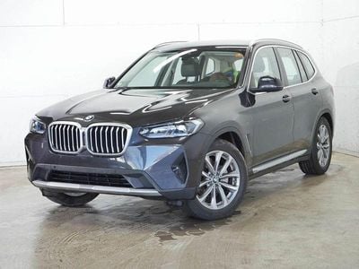 Gebraucht BMW X3 Sport Line 184 PS (135 kW) 2024 Grau SUV