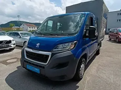 Gebraucht Peugeot Boxer 110 PS (80 kW) 2017 Blau (bleu line) Van