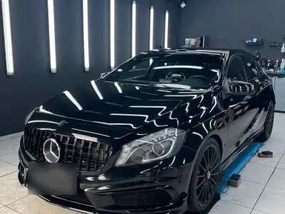 Gebraucht Mercedes A45 AMG AMG 360 PS (264 kW) 2014 Schwarz Kleinwagen