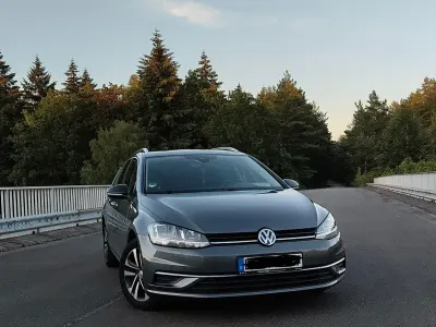 Gebraucht VW Golf VII IQ Drive 116 PS (85 kW) 2020 Grau Kombi