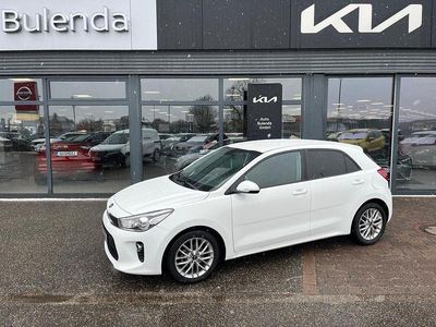 Gebraucht Kia Rio DREAM-TEAM Edition 84 PS (61 kW) 2017 Weiß Limousine