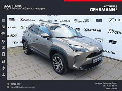 Gebraucht Toyota Yaris Cross Style 131 PS (96 kW) 2024 Braun SUV