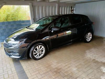 Schwarz Gebraucht 2021 Opel Astra Edition Limousine | 12.700 € (Fairer Preis)