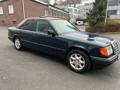 gebraucht Mercedes E230 W124