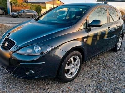 Gebraucht Seat Altea 140 PS (102 kW) 2010 Grau Van / Kleinbus