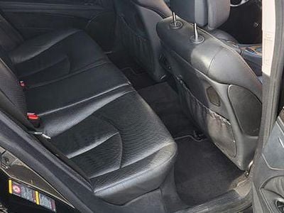 Mercedes E280