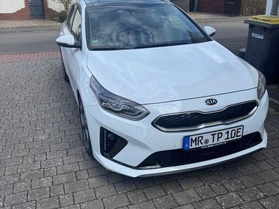 Second-hand Kia Ceed Sportswagon Platinum Edition 141 CP (103 kW) 2021 Alb Break