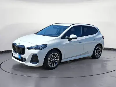Gebraucht BMW 220 Active Tourer M Sport 2025 Weiss Van / Kleinbus