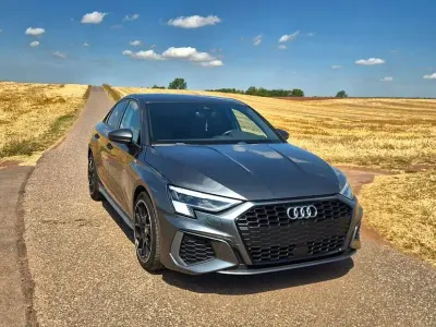Gebraucht Audi A3 S-Line 150 PS (110 kW) 2020 Grau Limousine