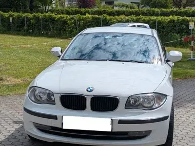 Occasion BMW 116 122 ch (89 kW) 2010 Blanc Citadine