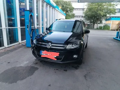 Gebraucht VW Tiguan Sportline 177 PS (130 kW) 2014 Schwarz SUV