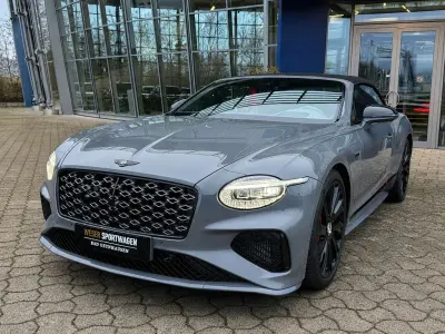 Neu Bentley Continental Mulliner 782 PS (575 kW) 2026 Gravity grey Cabrio