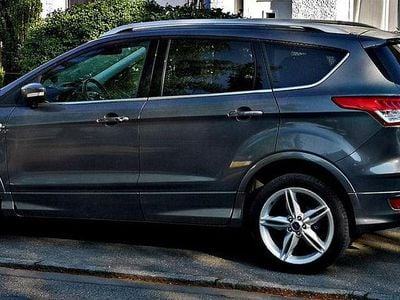 Usata Ford Kuga Individual 140 CV (102 kW) 2014 Grigio SUV