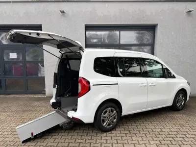 Gebraucht Mercedes T160 102 PS (75 kW) 2023 Weiß Van / Kleinbus