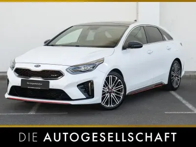 Gebraucht Kia ProCeed GT GT 204 PS (150 kW) 2021 Weiß Kleinwagen