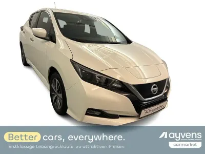 Gebraucht Nissan Leaf Acenta 110 kW (150 PS) 2022 Weiß Kleinwagen