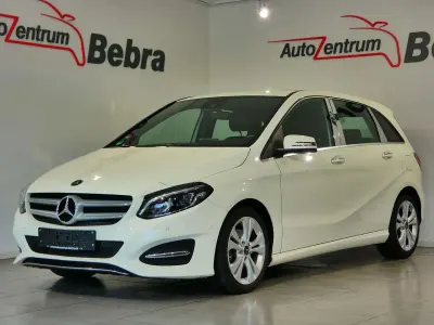 Gebraucht Mercedes B180 Edition 122 PS (89 kW) 2018 Calcitweiss/zirrusweiss Van / Kleinbus