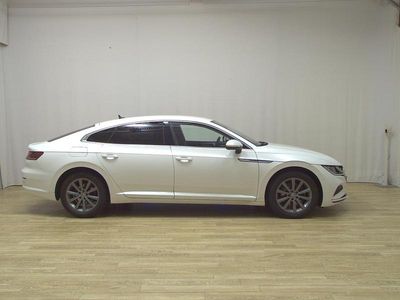 Usata VW Arteon 150 CV (110 kW) 2022 Bianco Berlina
