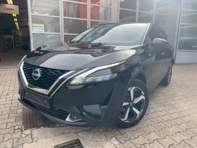 Gebraucht Nissan Qashqai N-Connecta 140 PS (102 kW) 2022 Schwarz SUV