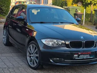 Gebraucht BMW 116 Advantage 122 PS (89 kW) 2009 Saphirschwarz Kleinwagen