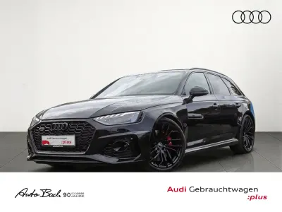 Gebraucht Audi RS4 Comfort 450 PS (330 kW) 2024 Mythosschwarz metallic Kombi
