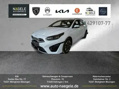 Gebraucht Kia Ceed Vision 141 PS (103 kW) 2022 Weiß Kleinwagen