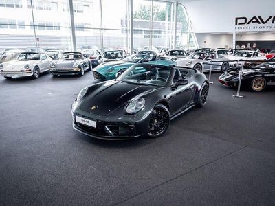 Porsche 911 Carrera GTS