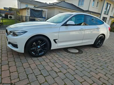 Gebraucht BMW 330 Gran Turismo 252 PS (185 kW) 2017 Schwarz Coupé