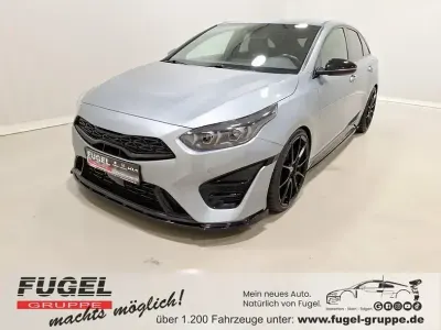 Gebraucht Kia ProCeed Sport 204 PS (150 kW) 2022 (css) lunarsilber met. Kombi