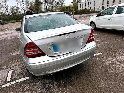 Gebraucht Mercedes C180 147 PS (108 kW) 2005 Silber Limousine