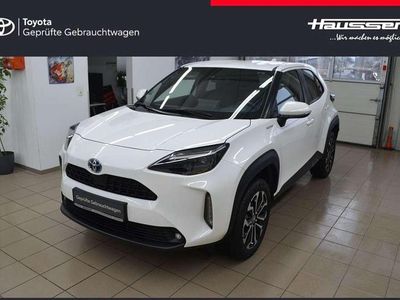 Gebraucht Toyota Yaris Cross Team 116 PS (85 kW) 2022 Weiß SUV