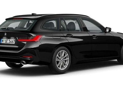 Usata BMW 318 156 CV (114 kW) 2023 Nero Berlina