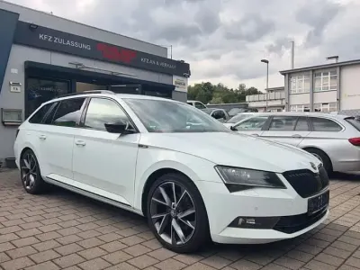 Gebraucht Skoda Superb SportLine 190 PS (139 kW) 2017 Bila laser/laser white Kombi