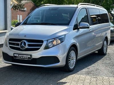 Mercedes V220