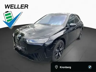 Gebraucht BMW iX Comfort Edition 455 kW (619 PS) 2023 Black sapphire (schwarz) SUV