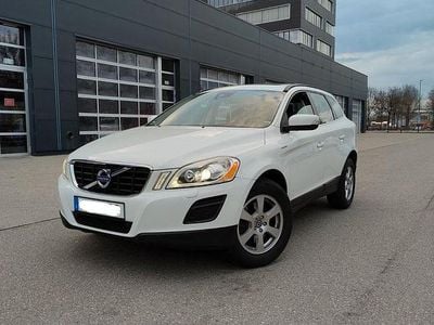 Gebraucht Volvo XC60 Momentum 163 PS (119 kW) 2012 Weiß SUV
