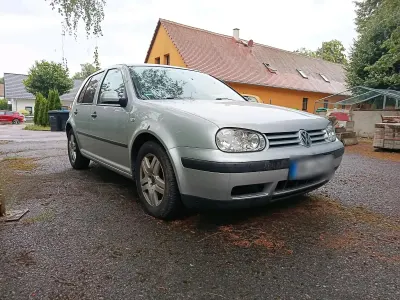 Gebraucht VW Golf IV 110 PS (80 kW) 2002 Silber Kleinwagen