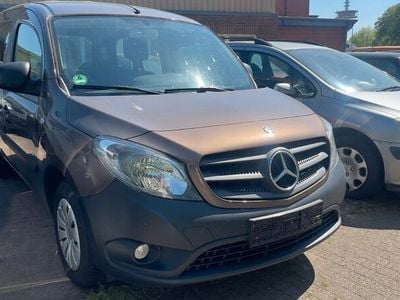 Mercedes Citan 109