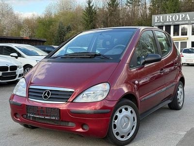 Usado Mercedes A140 Classic 82 HP (60 kW) 1999 Vermelho Monovolume