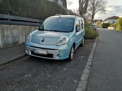 Gebraucht Renault Kangoo Luxe 110 PS (80 kW) 2011 Blau Van / Kleinbus