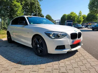 Gebraucht BMW 116 M Sport 136 PS (100 kW) 2015 Weiß Kleinwagen