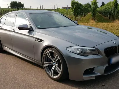Gebraucht BMW M5 Sport Line 560 PS (411 kW) 2012 Grau Limousine