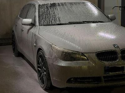 Second-hand BMW 523 177 CP (130 kW) 2007 Argintiu Berlinǎ